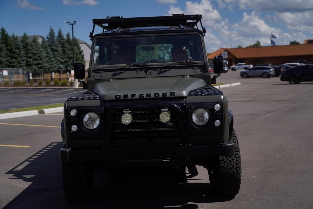 1988 Land Rover Defender 110 - Image 6 of 31