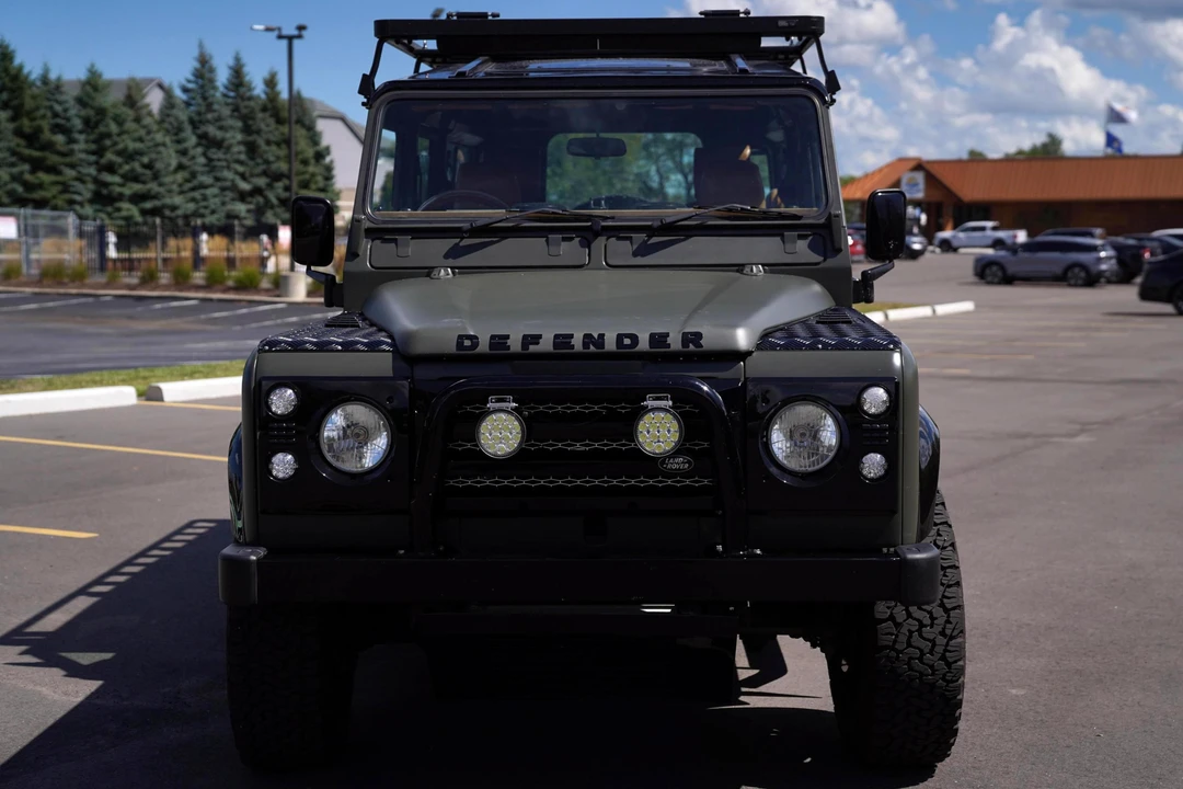 1988 Land Rover Defender 110 - Image 2 of 31