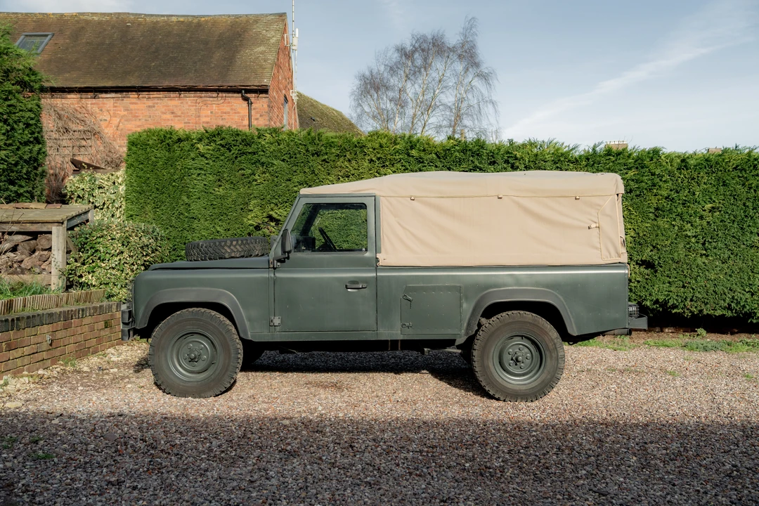 1988 Land Rover Defender 110 - Image 7 of 31