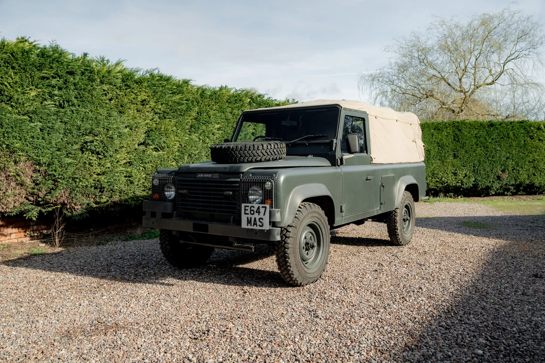 1988 Land Rover Defender 110 - Image 13 of 31