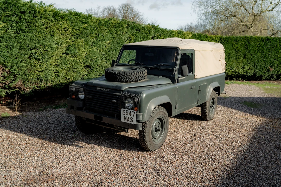 1988 Land Rover Defender 110 - Image 8 of 31