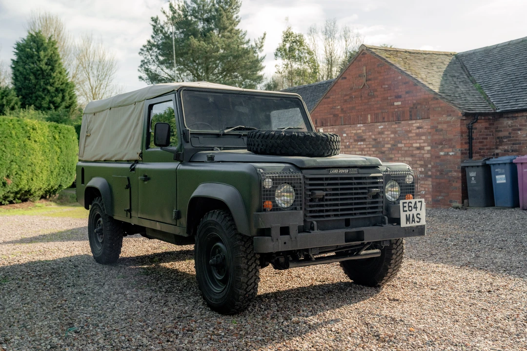 1988 Land Rover Defender 110 - Image 3 of 31