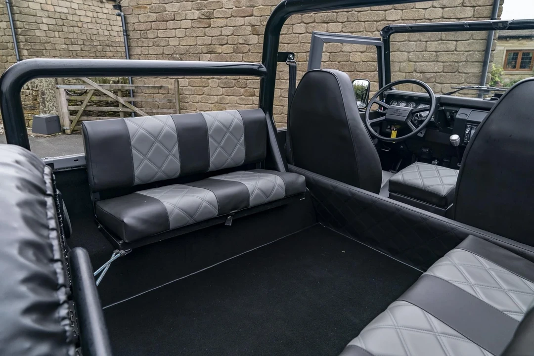 1988 Land Rover Defender 90 - Image 14 of 21
