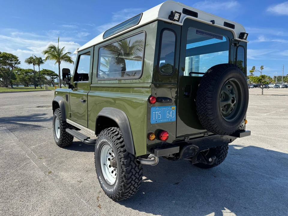 1988 Land Rover Defender 90 - Image 19 of 31