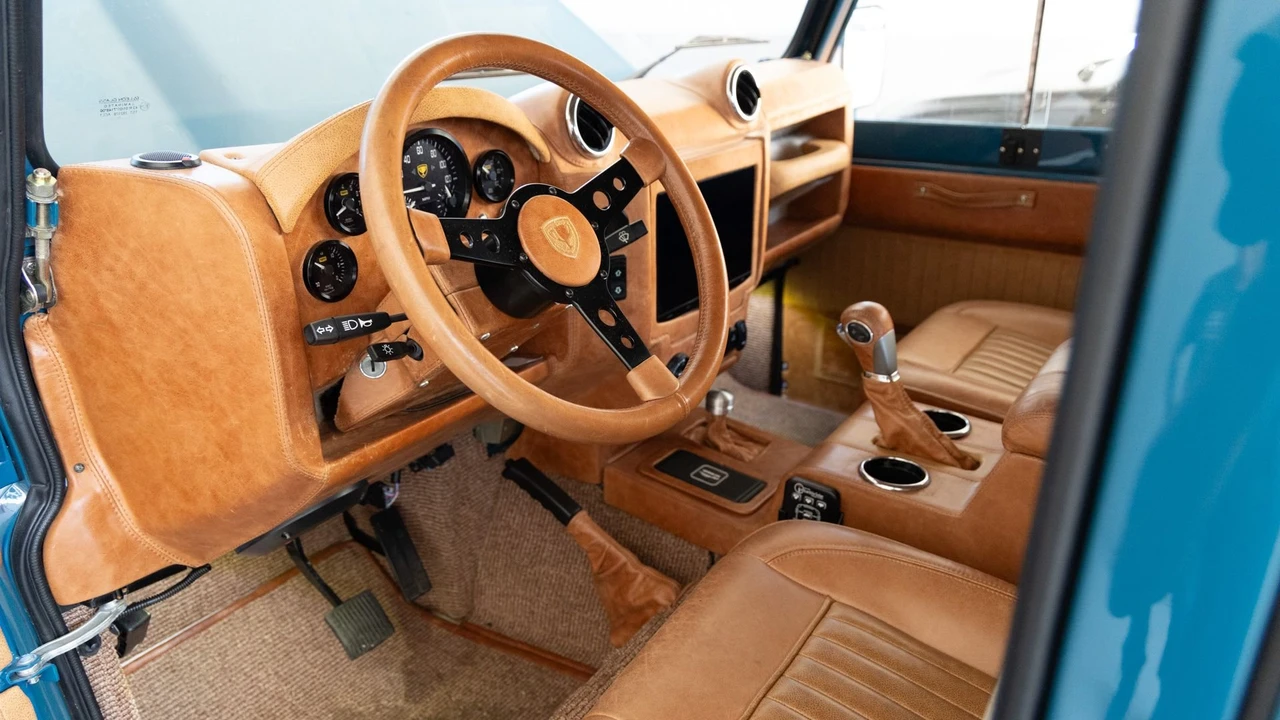 1988 Land Rover Defender 110 - Image 9 of 31