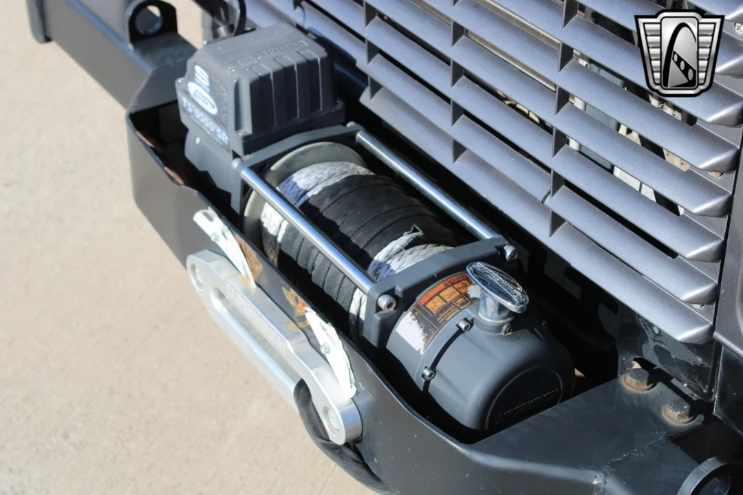 1988 Land Rover Defender 110 - Image 13 of 21