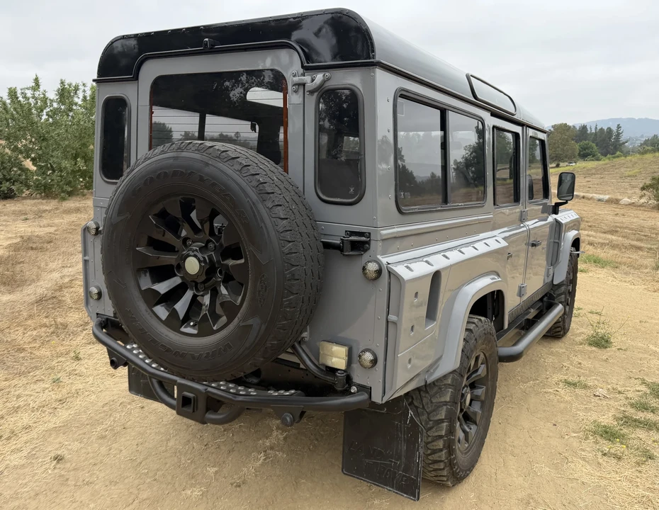 1988 Land Rover Defender 110 - Image 11 of 31
