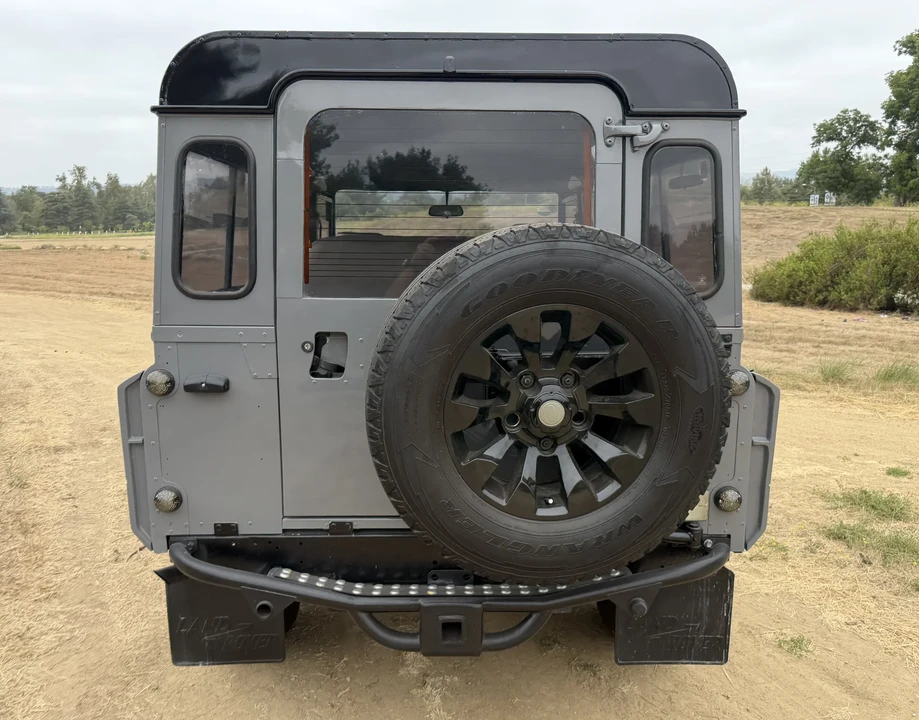 1988 Land Rover Defender 110 - Image 10 of 31