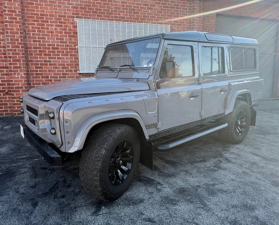 1988 Land Rover Defender 110 - Image 4 of 31