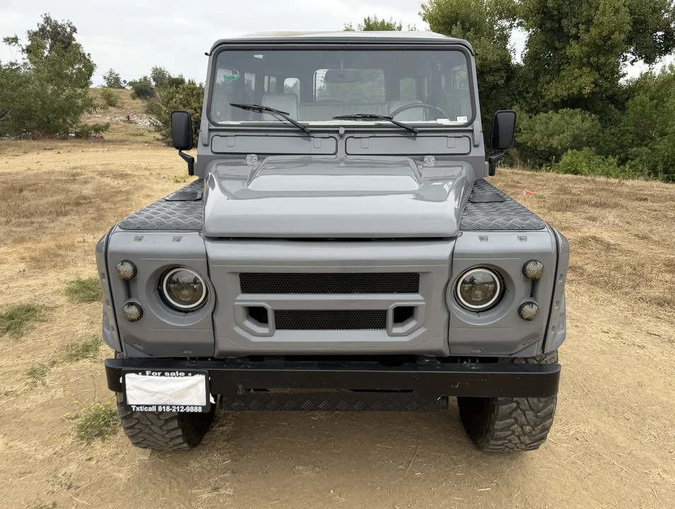 1988 Land Rover Defender 110 - Image 2 of 31