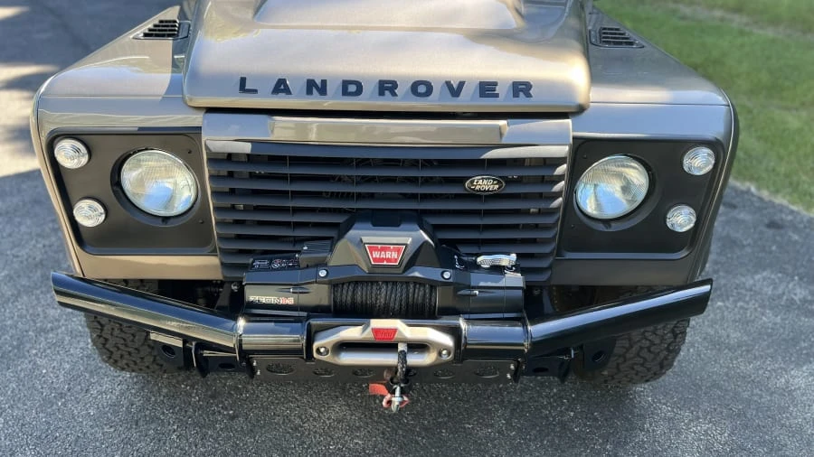 1988 Land Rover Defender 110 - Image 4 of 23