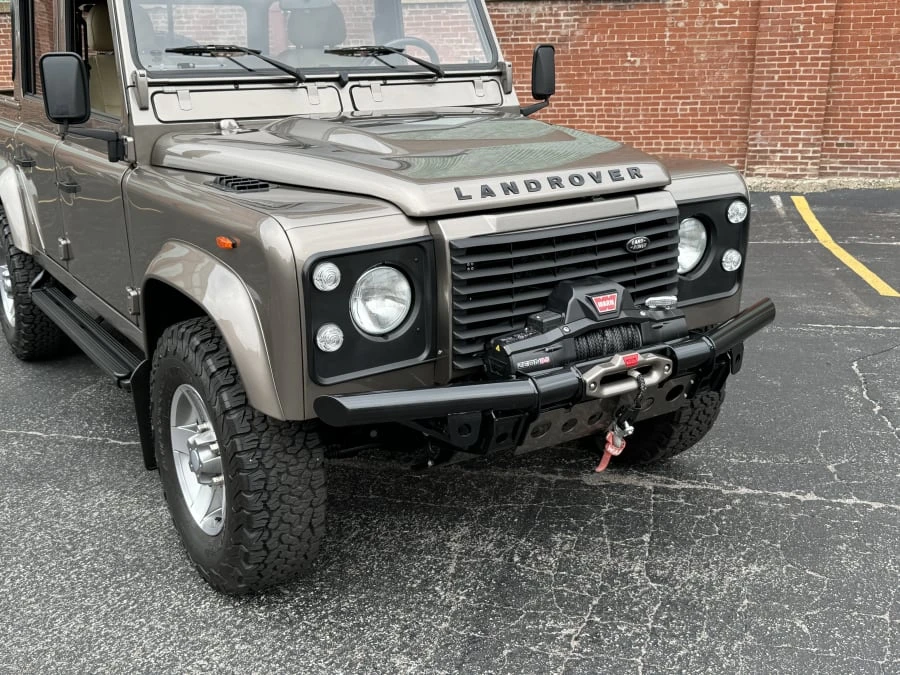 1988 Land Rover Defender 110 - Image 9 of 31