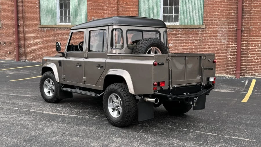 1988 Land Rover Defender 110 - Image 3 of 31