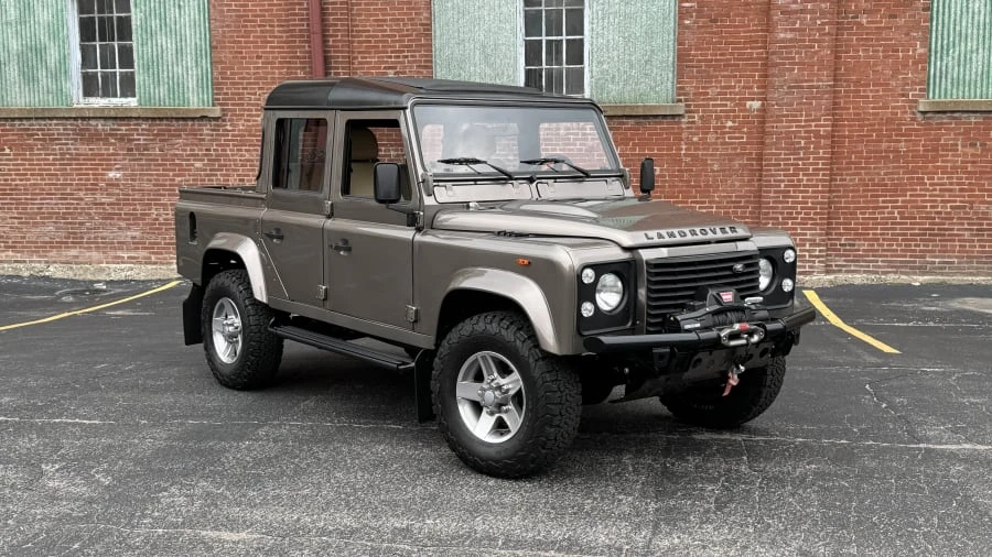 1988 Land Rover Defender 110 - Image 5 of 31