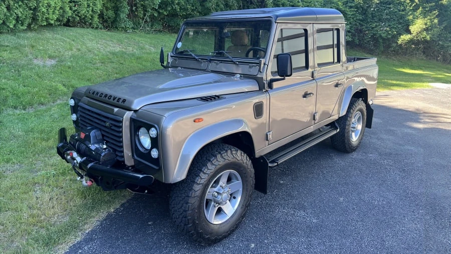 1988 Land Rover Defender 110 - Image 9 of 23