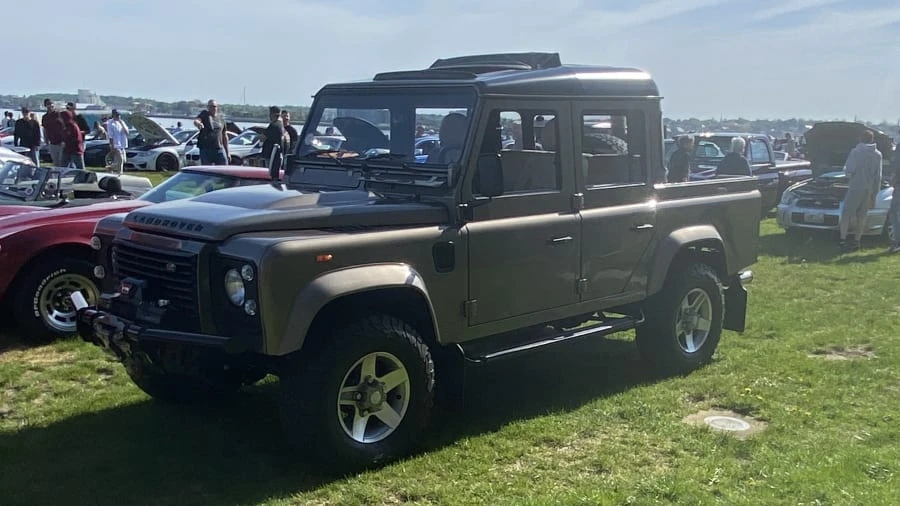 1988 Land Rover Defender 110 - Image 11 of 23