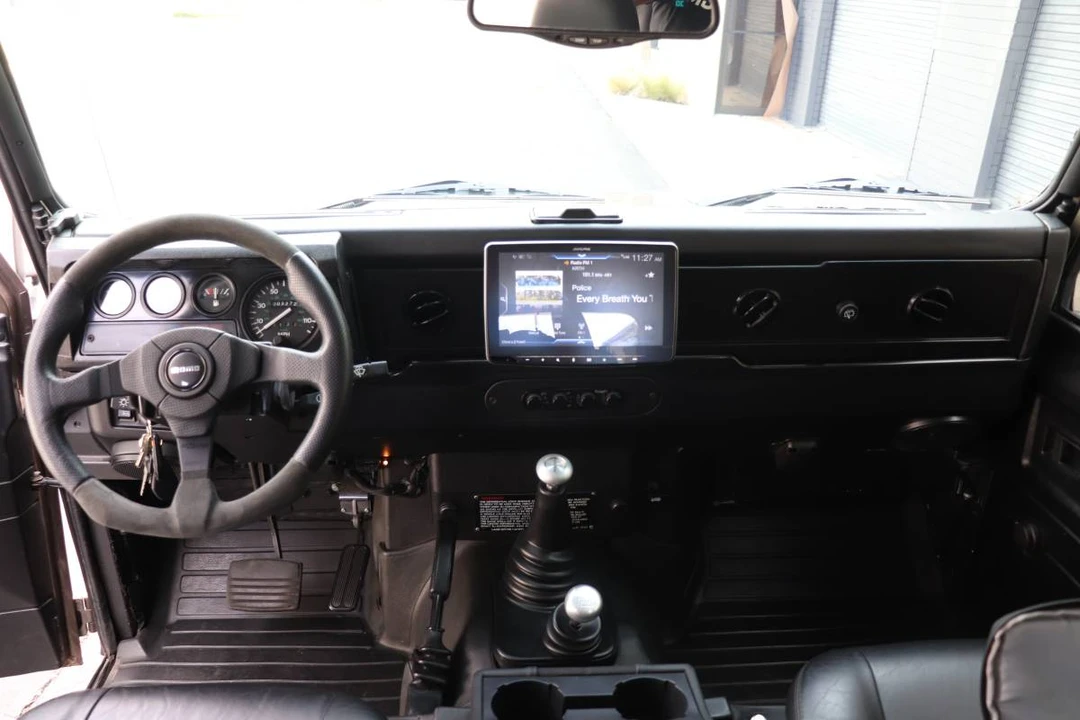 1988 Land Rover Defender 110 - Image 12 of 21