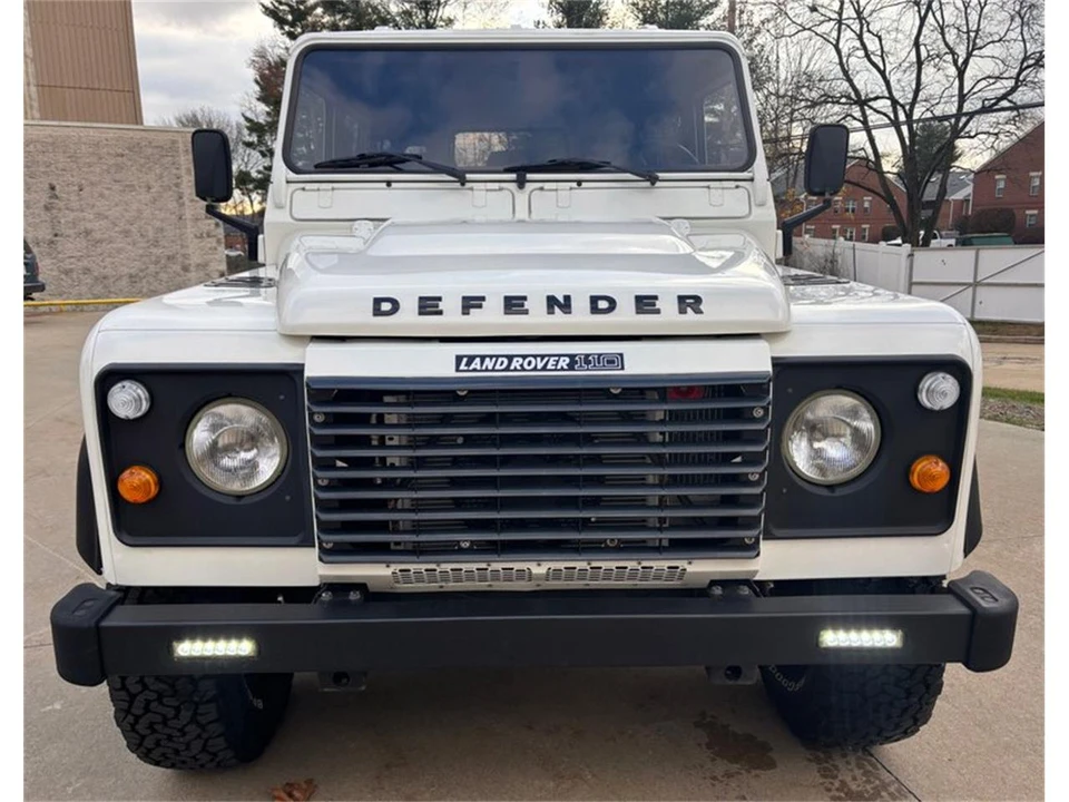 1988 Land Rover Defender 110 - Image 16 of 31