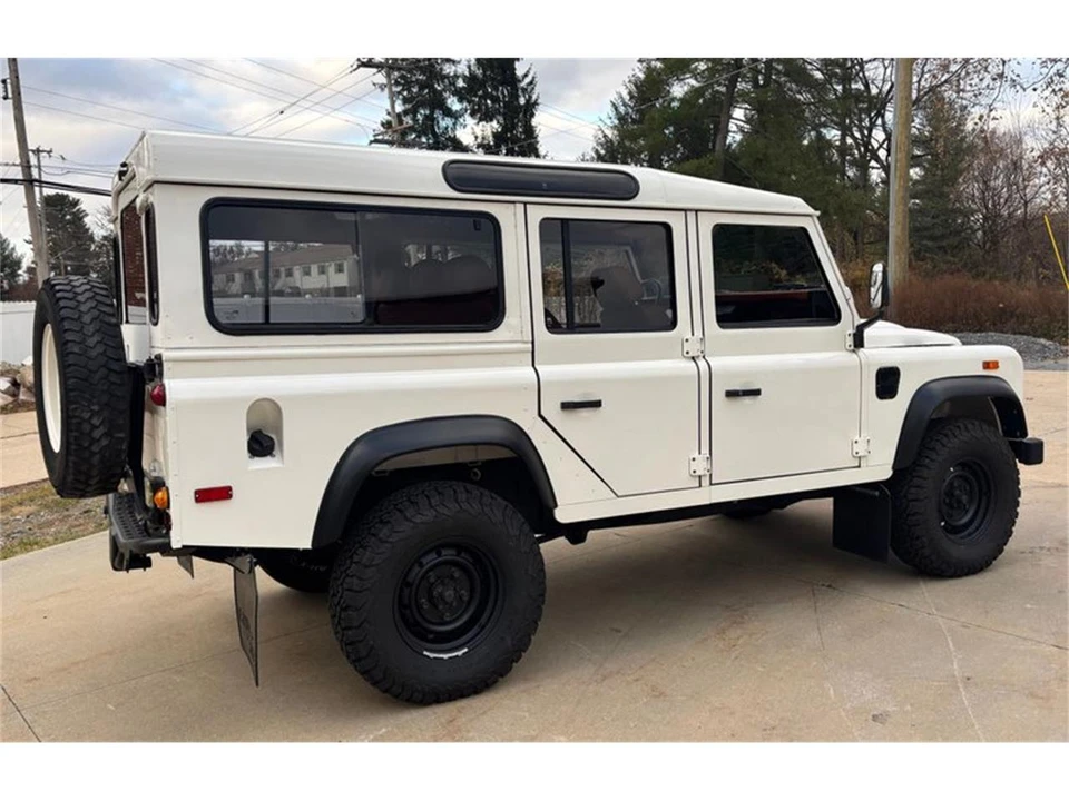 1988 Land Rover Defender 110 - Image 29 of 31