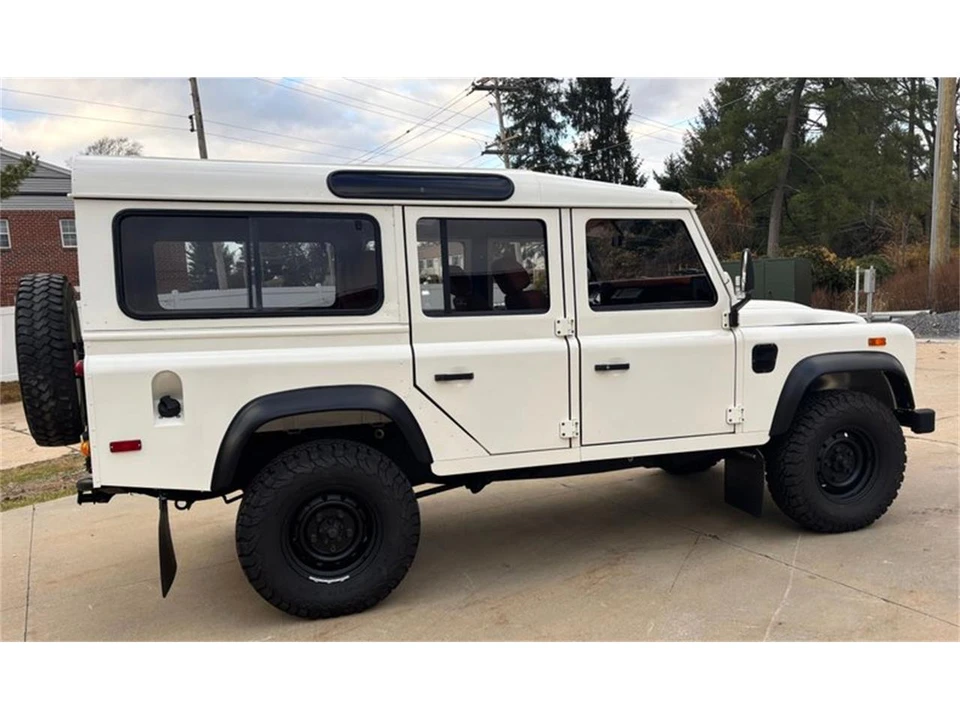 1988 Land Rover Defender 110 - Image 28 of 31