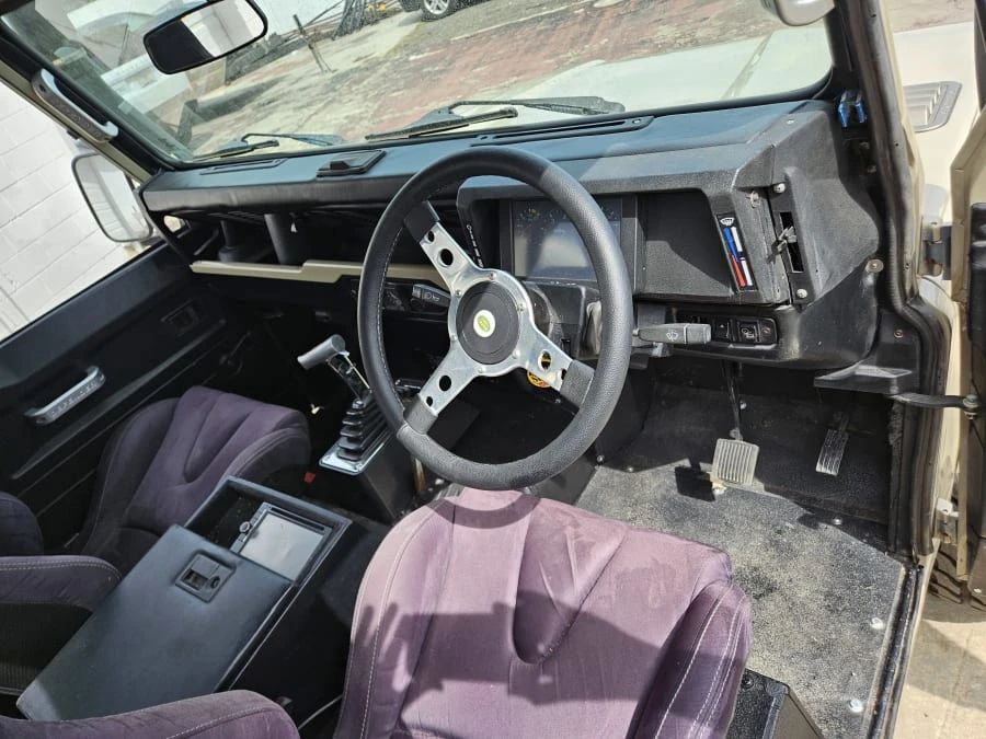 1988 Land Rover Defender 110 - Image 14 of 15
