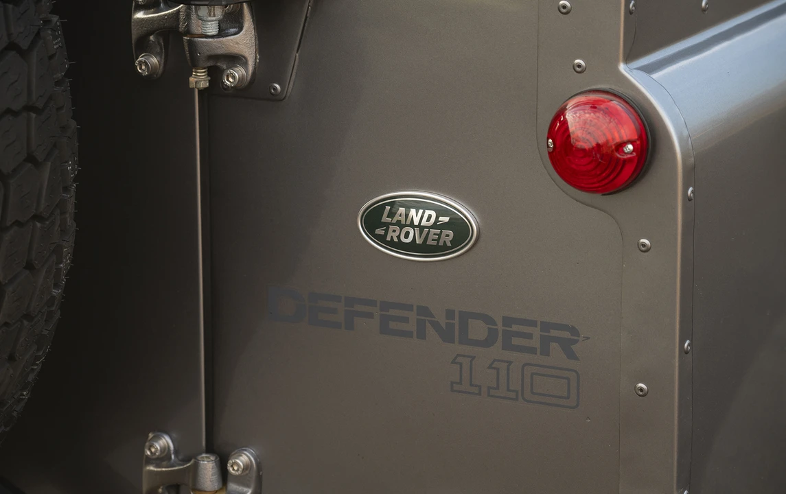 1988 Land Rover Defender 110 - Image 23 of 25