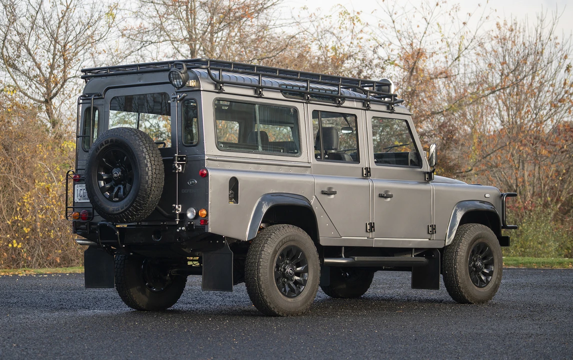 1988 Land Rover Defender 110 - Image 6 of 25