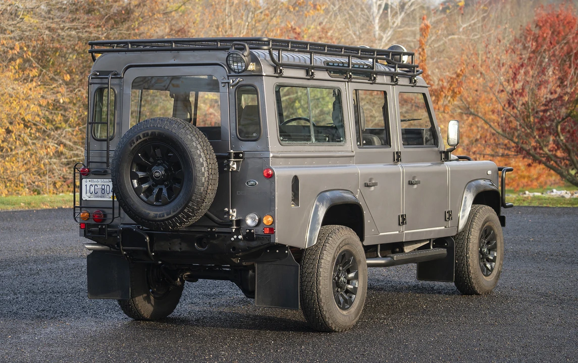 1988 Land Rover Defender 110 - Image 5 of 25