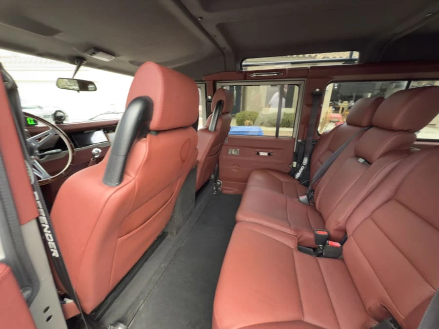 1988 Land Rover Defender 110 - Image 16 of 28