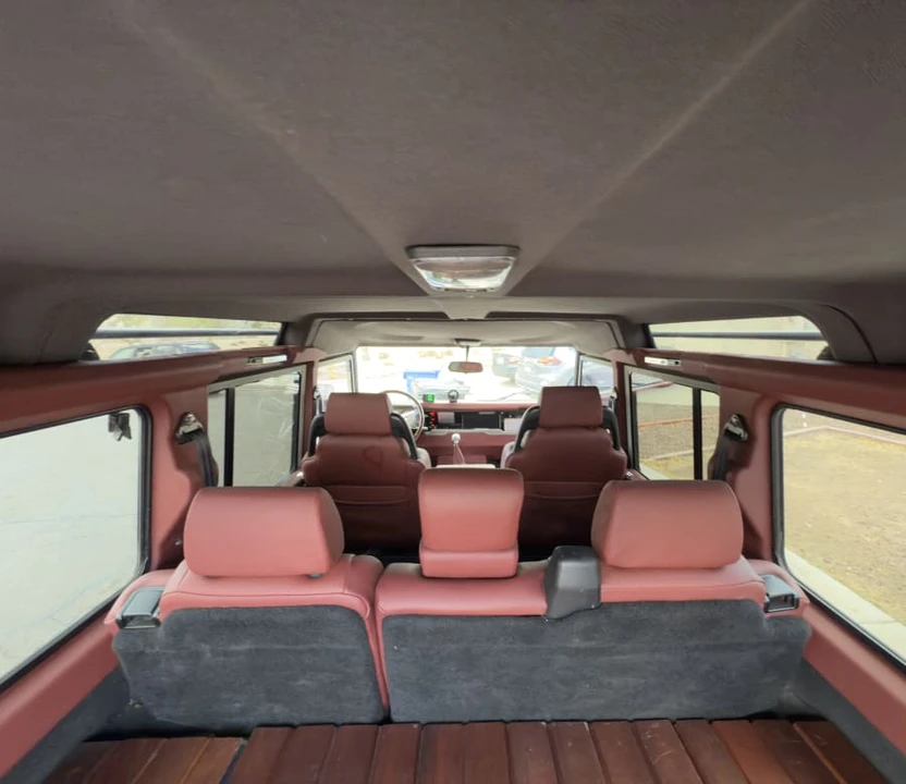 1988 Land Rover Defender 110 - Image 14 of 28