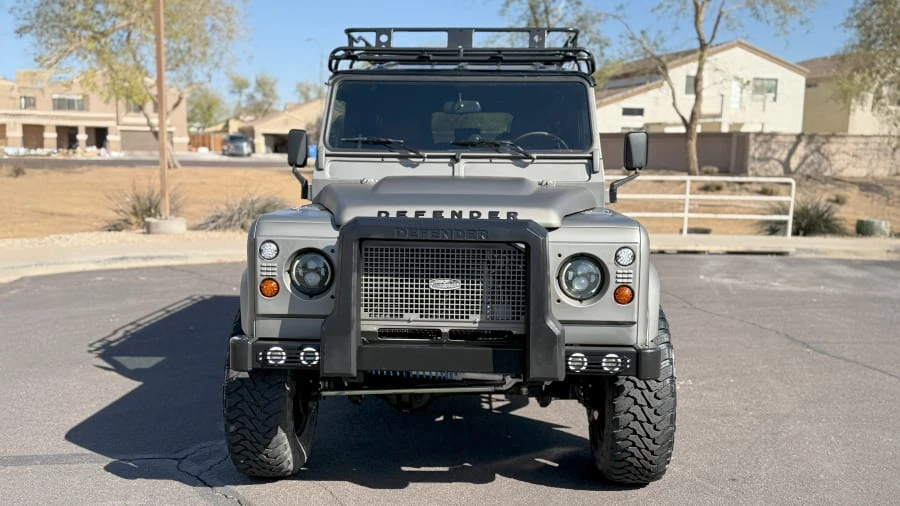 1988 Land Rover Defender 110 - Image 4 of 28