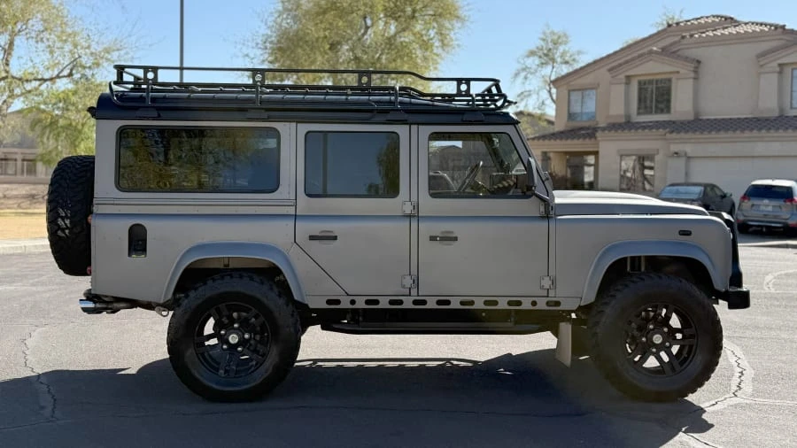 1988 Land Rover Defender 110 - Image 2 of 28