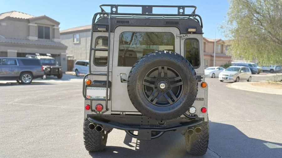 1988 Land Rover Defender 110 - Image 5 of 28