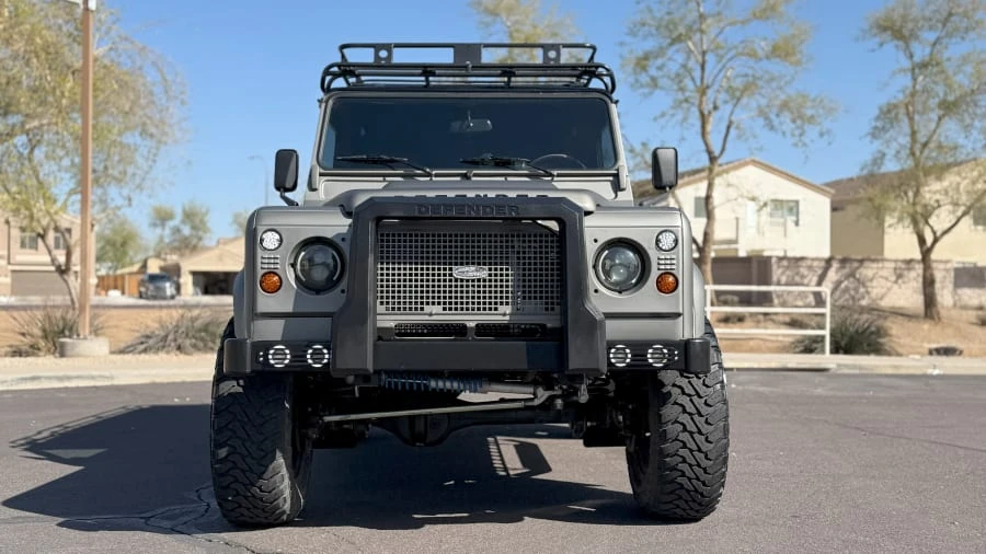 1988 Land Rover Defender 110 - Image 9 of 28