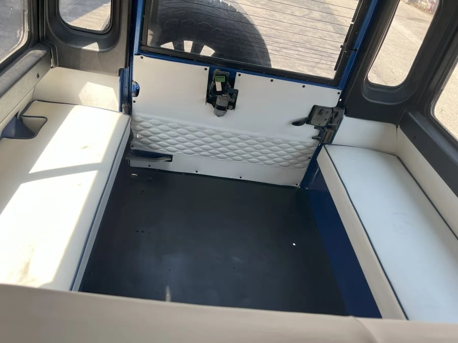 1988 Land Rover Defender 110 - Image 22 of 25