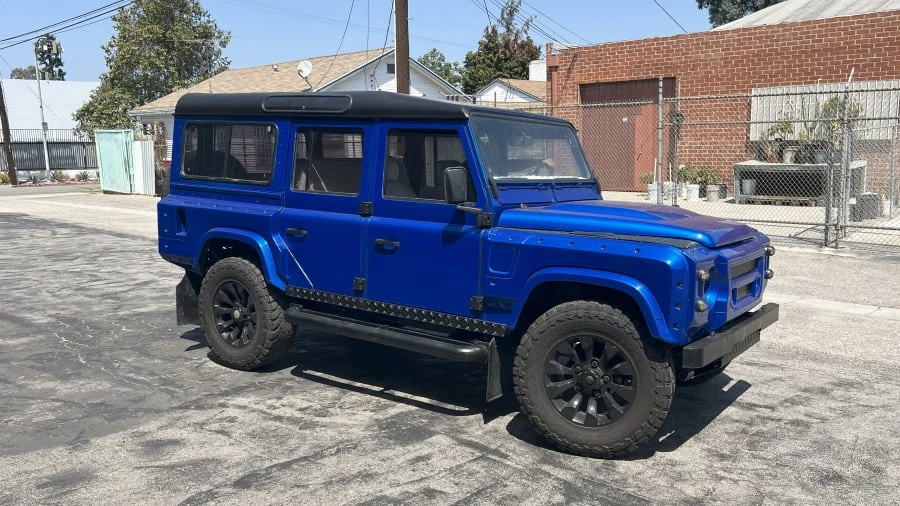 1988 Land Rover Defender 110 - Image 4 of 25