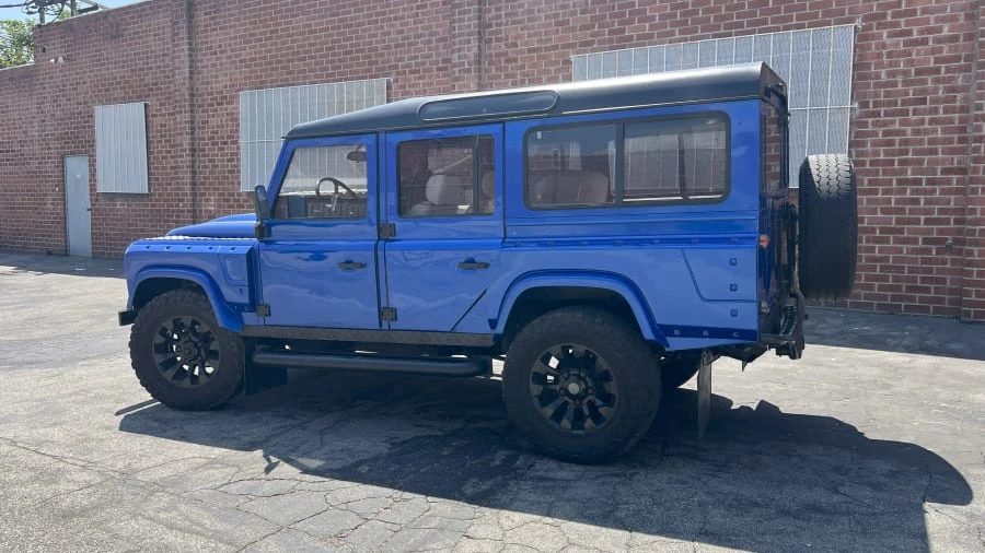 1988 Land Rover Defender 110 - Image 5 of 25