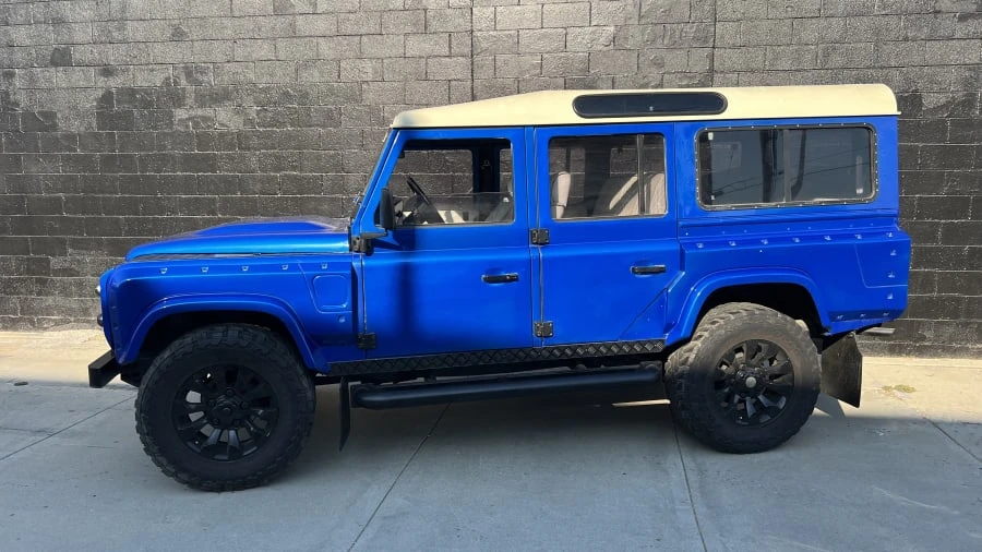 1988 Land Rover Defender 110 - Image 8 of 25