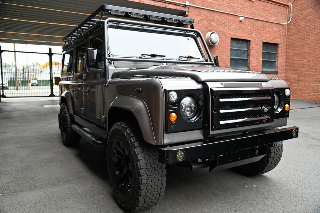 1988 Land Rover Defender 110 - Image 13 of 31