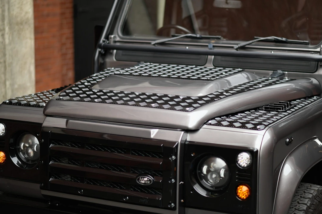 1988 Land Rover Defender 110 - Image 18 of 31