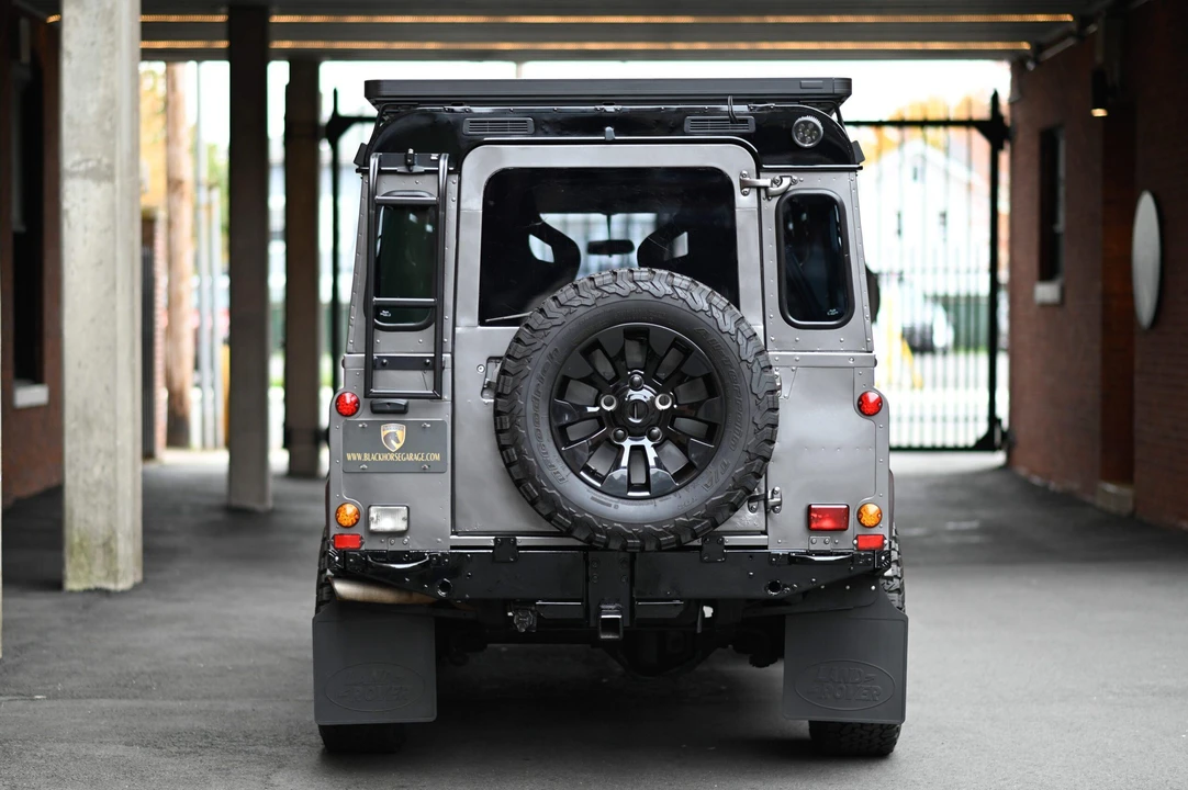1988 Land Rover Defender 110 - Image 5 of 31