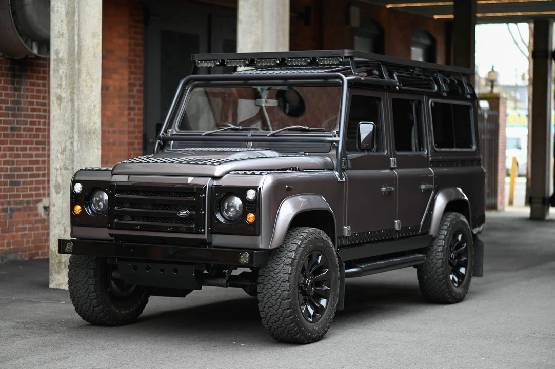 1988 Land Rover Defender 110 - Image 7 of 31