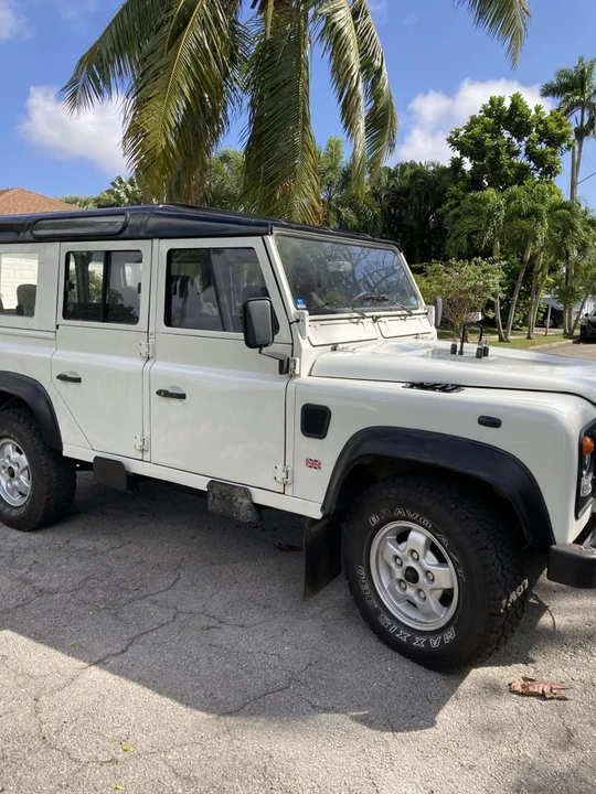1988 Land Rover Defender 110 - Image 6 of 16