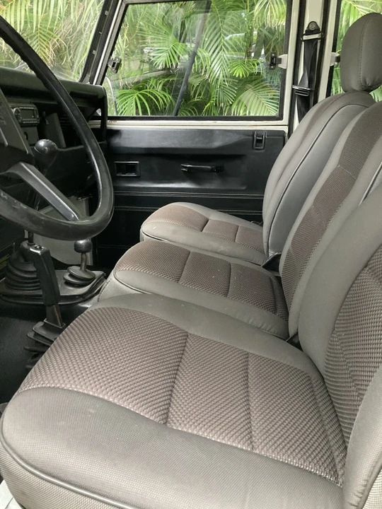 1988 Land Rover Defender 110 - Image 12 of 16