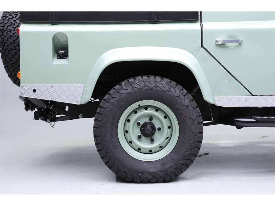 1988 Land Rover Defender 110 - Image 12 of 31