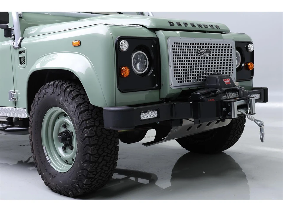 1988 Land Rover Defender 110 - Image 14 of 31