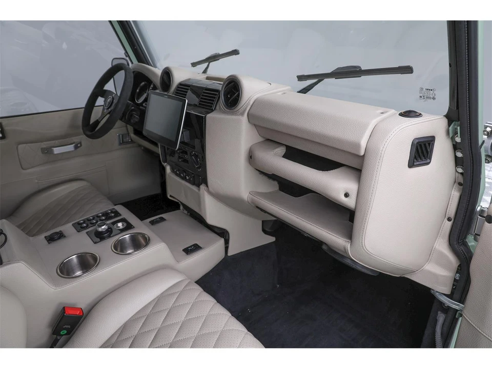 1988 Land Rover Defender 110 - Image 21 of 31