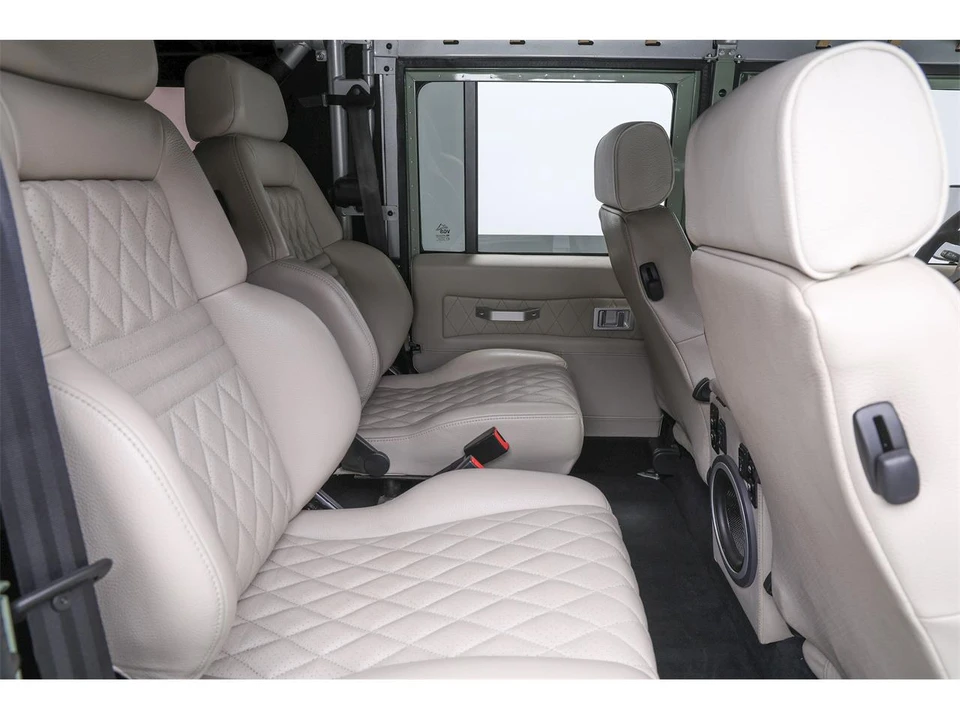 1988 Land Rover Defender 110 - Image 23 of 31