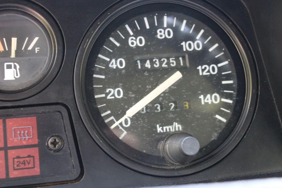 1988 Land Rover Defender 110 - Image 30 of 31
