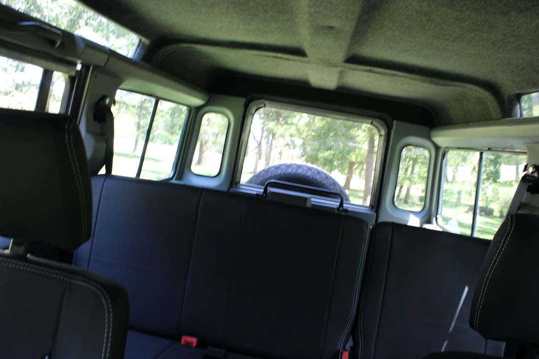 1988 Land Rover Defender 110 - Image 29 of 31